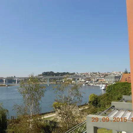 Douro River - Marine Freixo *