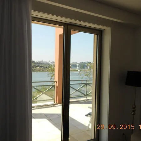 Douro River - Marine Freixo Апартаменты Порту